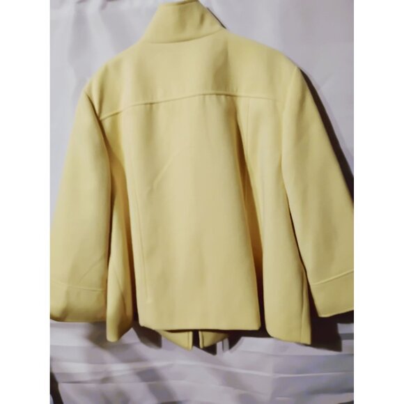 Chico's 2 (lg.) buttery yellow cape jacket polyester rayon lined, dressy, office - Picture 8 of 9